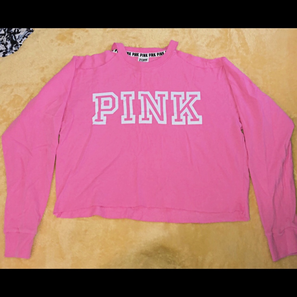 Cold shoulder long sleeve top